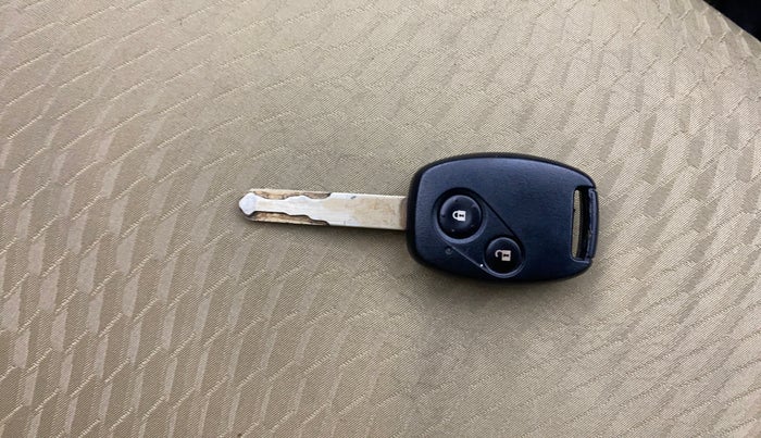 2016 Honda Amaze 1.2L I-VTEC SX, Petrol, Manual, 95,867 km, Key Close Up