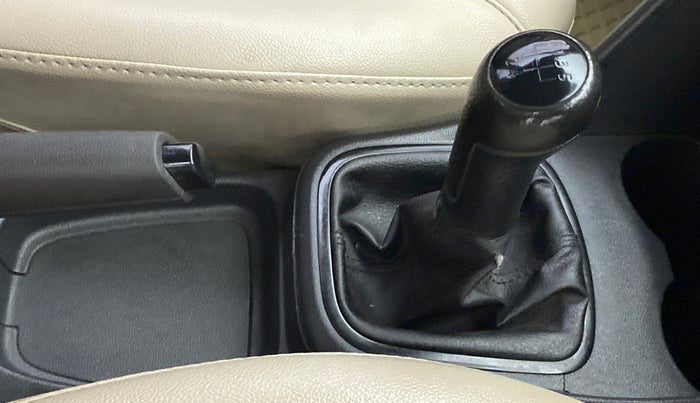 2012 Volkswagen Polo TRENDLINE 1.2L PETROL, Petrol, Manual, 38,226 km, Gear Lever