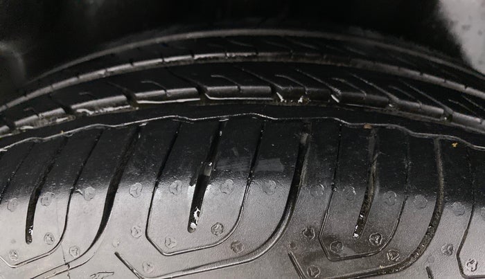 2012 Volkswagen Polo TRENDLINE 1.2L PETROL, Petrol, Manual, 38,226 km, Right Rear Tyre Tread