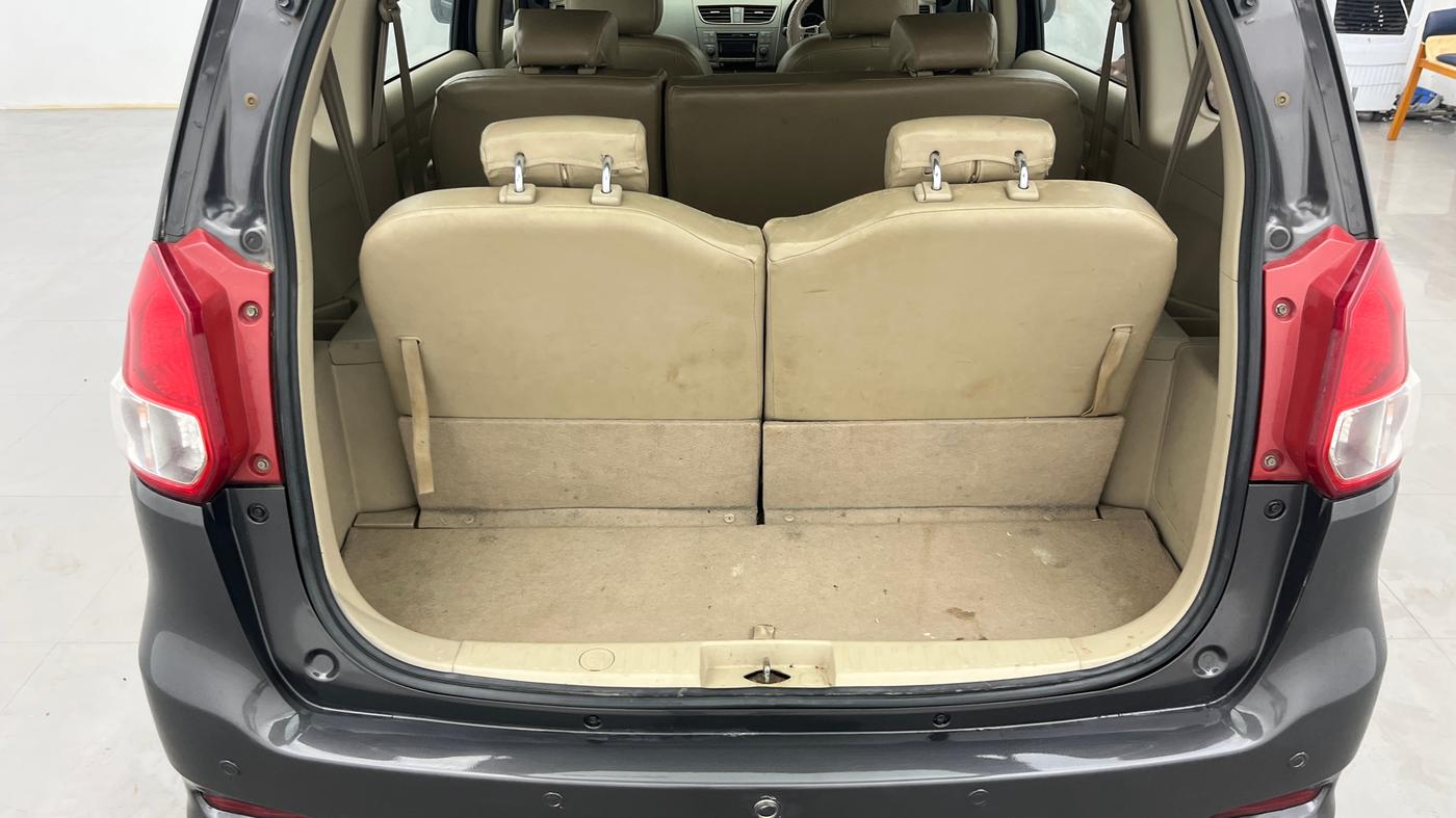 2017 Maruti Ertiga VXI, Petrol, Manual, 1,14,288 km, Boot Inside