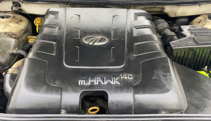 2017 Mahindra XUV500 W10 AT, Diesel, Automatic, 76,548 km, Engine View