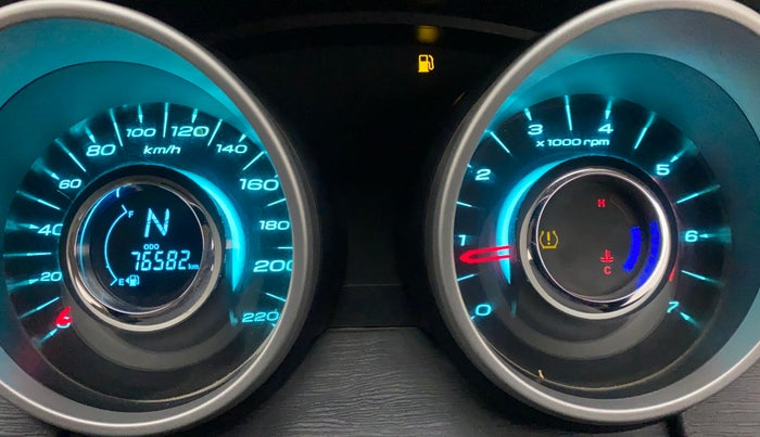 2017 Mahindra XUV500 W10 AT, Diesel, Automatic, 76,548 km, Odometer Image
