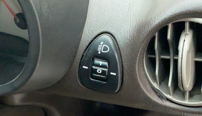 2012 Hyundai Santro Xing GL, Petrol, Manual, 51,860 km, Dashboard - Headlight height adjustment not working