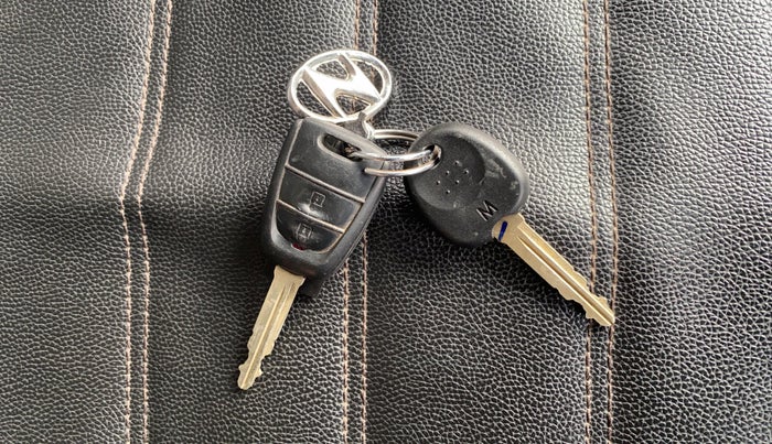 2018 Hyundai Grand i10 MAGNA 1.2 KAPPA VTVT, Petrol, Manual, 67,189 km, Key Close Up