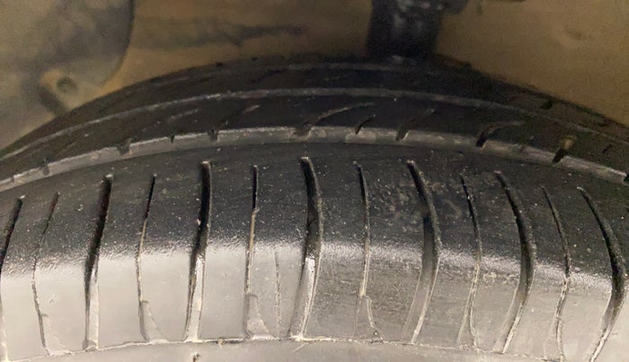 2018 Hyundai Grand i10 SPORTZ (O) AT 1.2 KAPPA VTVT, Petrol, Automatic, 58,831 km, Left Front Tyre Tread