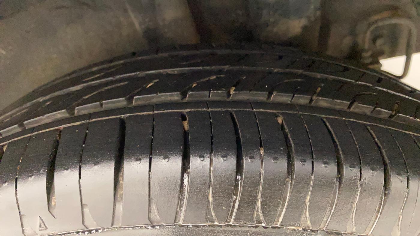 2018 Hyundai Grand i10 SPORTZ (O) AT 1.2 KAPPA VTVT, Petrol, Automatic, 58,831 km, Left Rear Tyre Tread