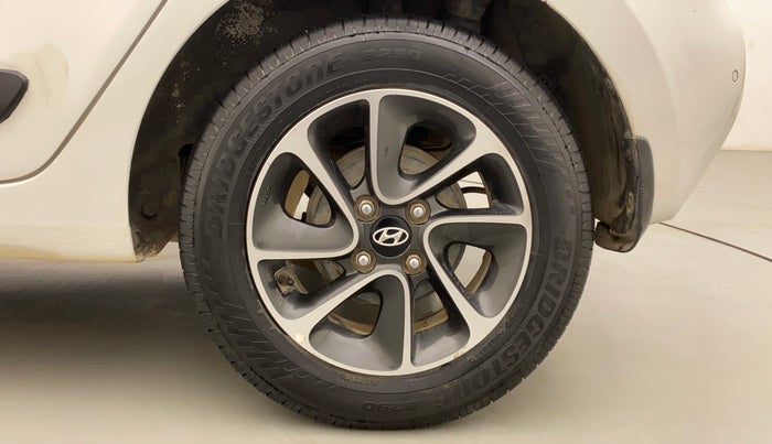 2018 Hyundai Grand i10 SPORTZ (O) AT 1.2 KAPPA VTVT, Petrol, Automatic, 58,831 km, Left Rear Wheel