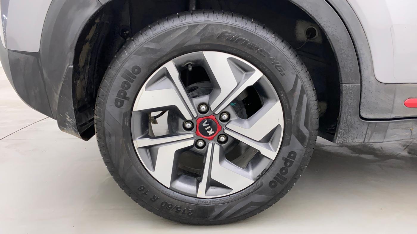 2020 KIA SONET GTX PLUS DCT 1.0, Petrol, Automatic, 23,104 km, Right Rear Wheel