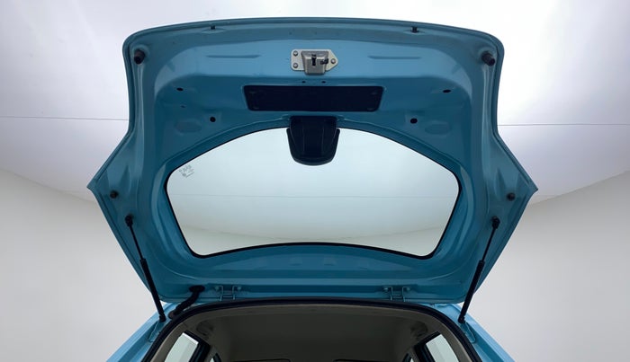 2015 Datsun Go T, Petrol, Manual, 29,272 km, Boot Door Open