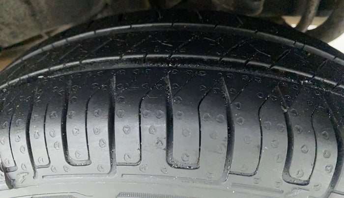 2015 Datsun Go T, Petrol, Manual, 29,272 km, Left Rear Tyre Tread