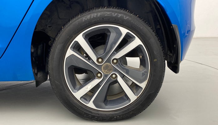 2021 Tata ALTROZ XZ 1.2, Petrol, Manual, 22,592 km, Left Rear Wheel
