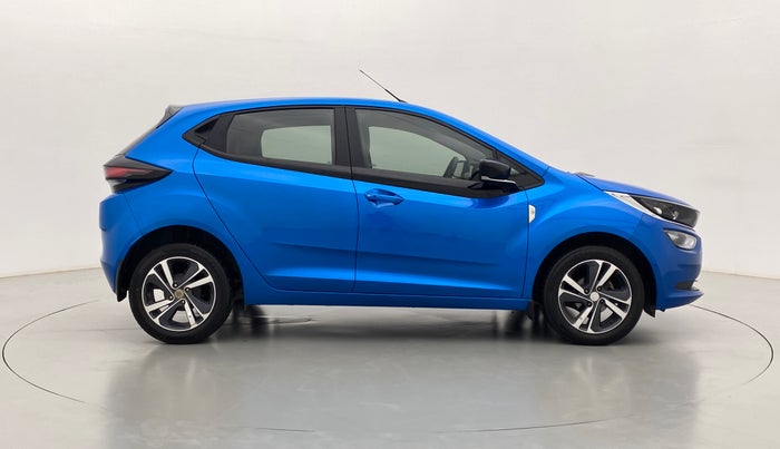 2021 Tata ALTROZ XZ 1.2, Petrol, Manual, 22,592 km, Right Side View