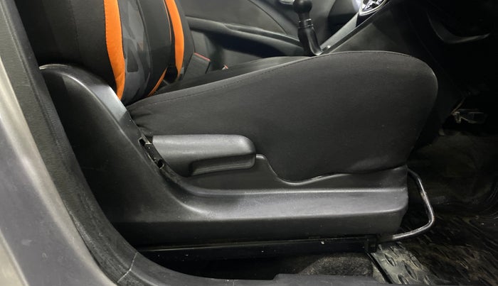 2019 Maruti Celerio X ZXI, Petrol, Manual, 96,658 km, Driver Side Adjustment Panel