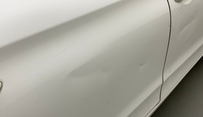 2018 Hyundai Elite i20 MAGNA EXECUTIVE 1.2, CNG, Manual, 64,166 km, Right rear door - Slightly dented