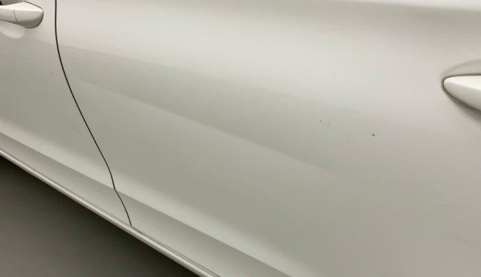 2018 Hyundai Elite i20 MAGNA EXECUTIVE 1.2, CNG, Manual, 64,166 km, Rear left door - Slightly dented