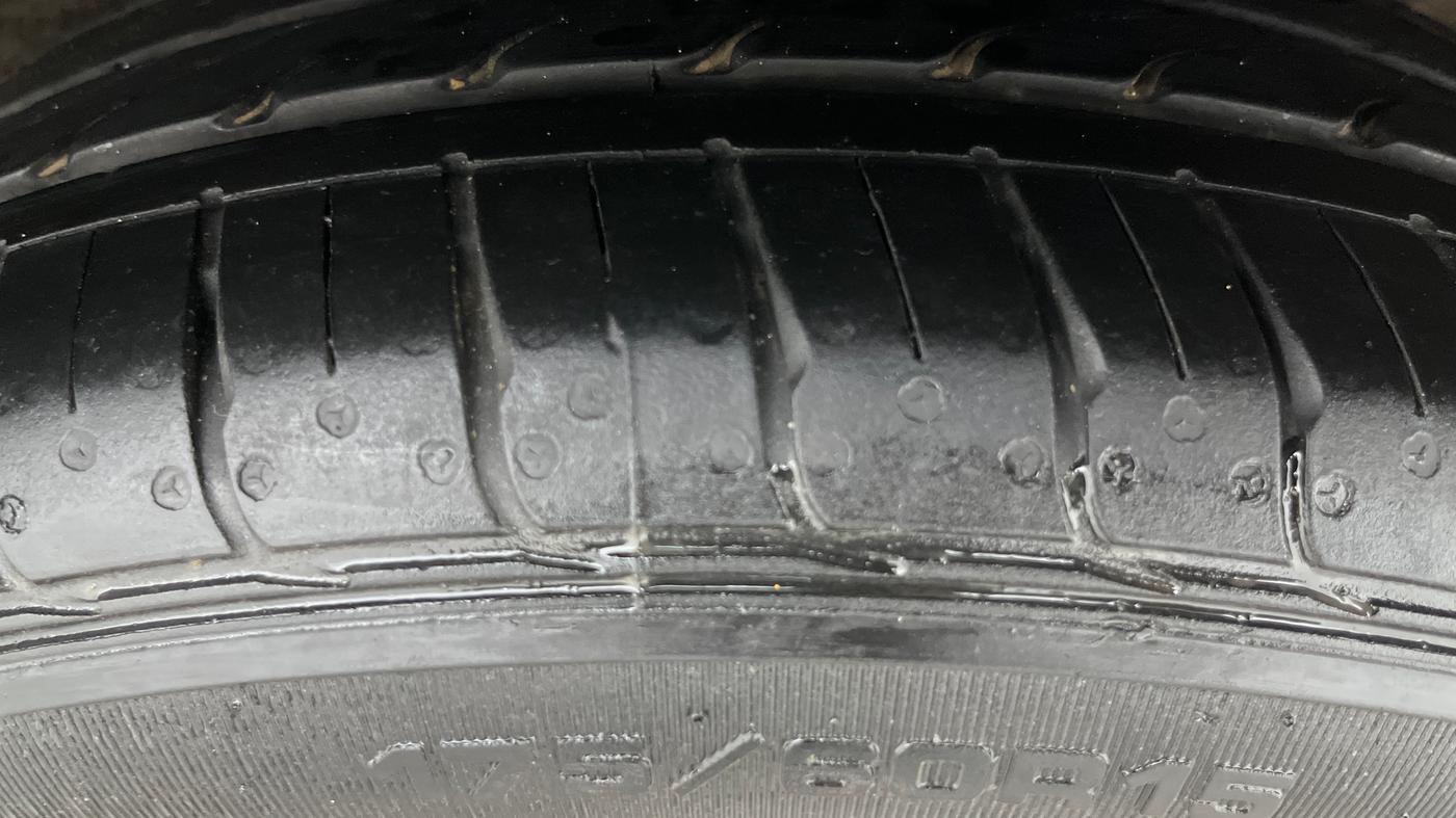 2014 Hyundai Xcent SX 1.2, Petrol, Manual, 69,585 km, Left Rear Tyre Tread