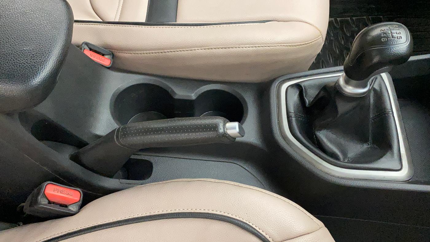 2016 Hyundai Creta S 1.6 PETROL, Petrol, Manual, 87,238 km, Gear Lever