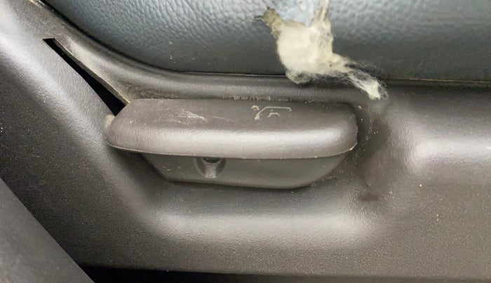 2012 Hyundai Santro Xing GL PLUS, Petrol, Manual, 66,990 km, Driver Side Adjustment Panel