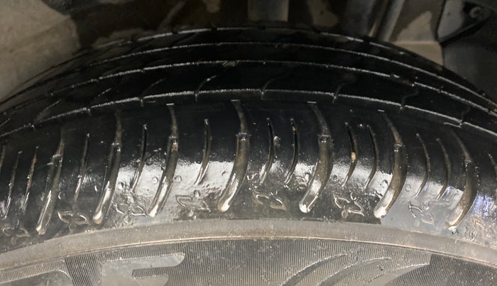 2022 Tata NEXON XZ PETROL, Petrol, Manual, 43,106 km, Left Rear Tyre Tread