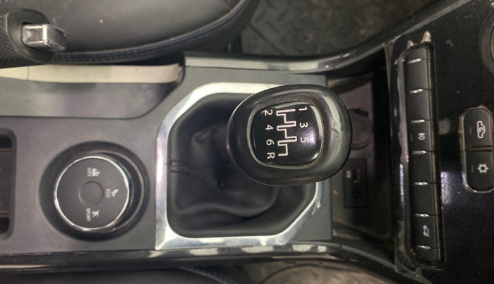 2022 Tata NEXON XZ PETROL, Petrol, Manual, 43,106 km, Gear Lever