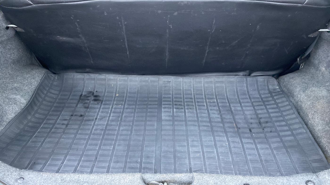 2010 Maruti Alto LX, Petrol, Manual, 57,120 km, Boot Inside