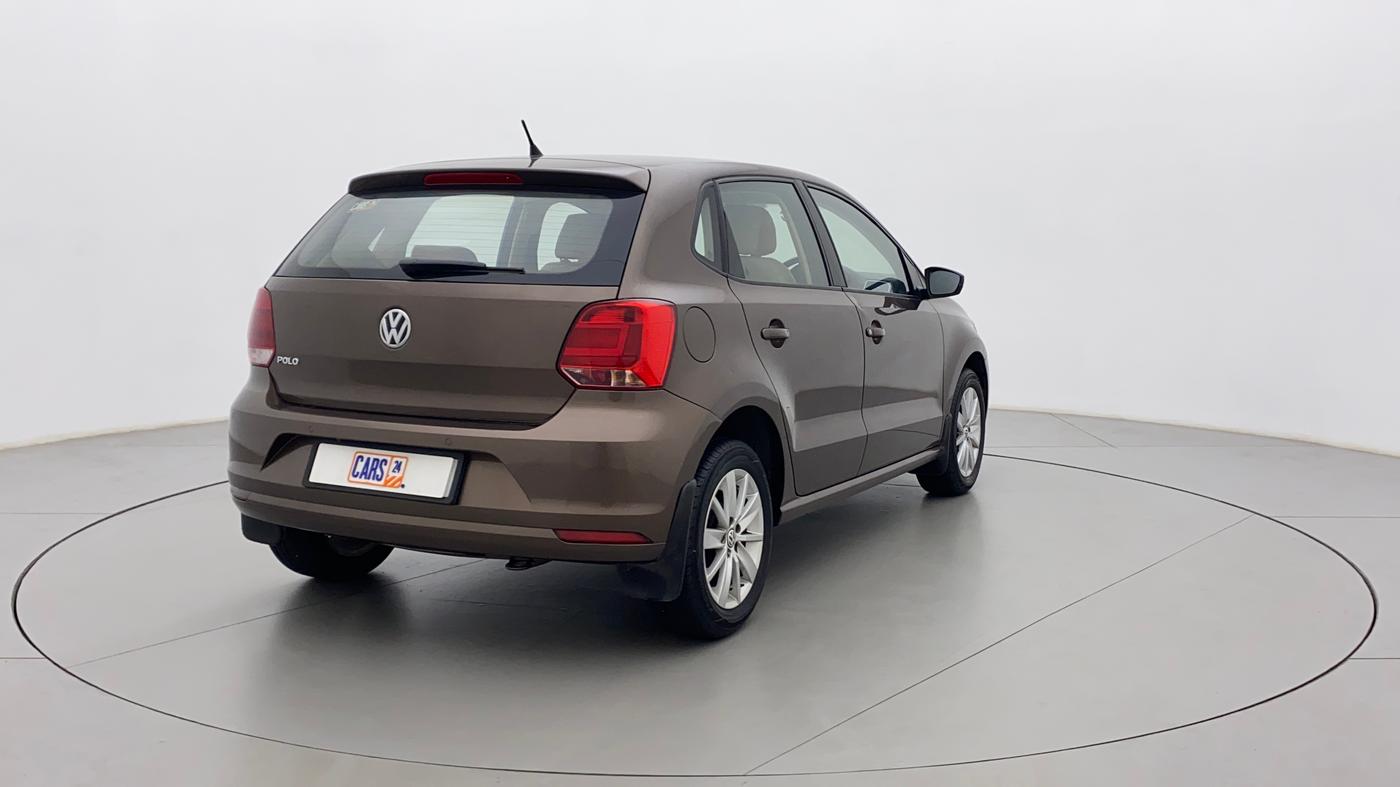 2016 Volkswagen Polo HIGHLINE1.2L, Petrol, Manual, 37,883 km, Right Back Diagonal