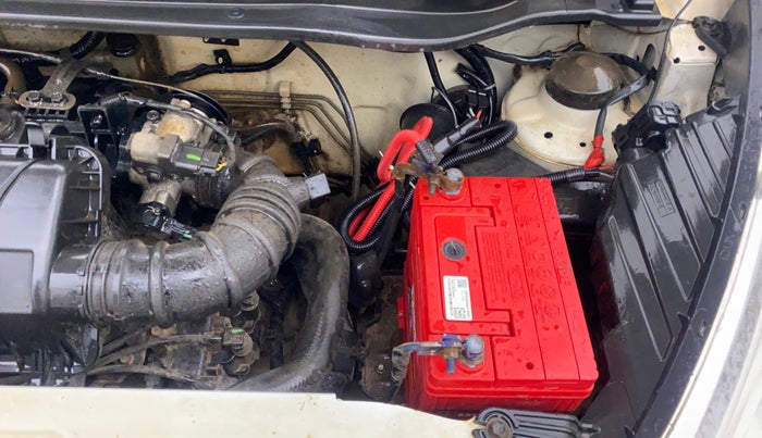 2013 Hyundai Eon ERA +, Petrol, Manual, 52,458 km, Engine View - Left