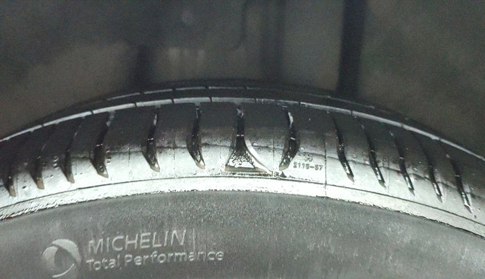 2021 Skoda Superb L&K 2.0 TSI AT, Petrol, Automatic, 43,942 km, Left Rear Tyre Tread