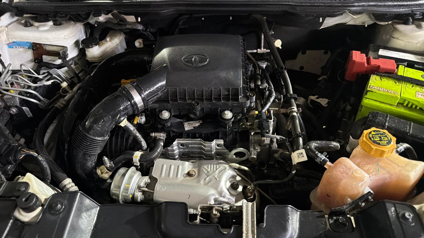 2023 Tata NEXON XZ PLUS PETROL, Petrol, Manual, 35,654 km, Engine View