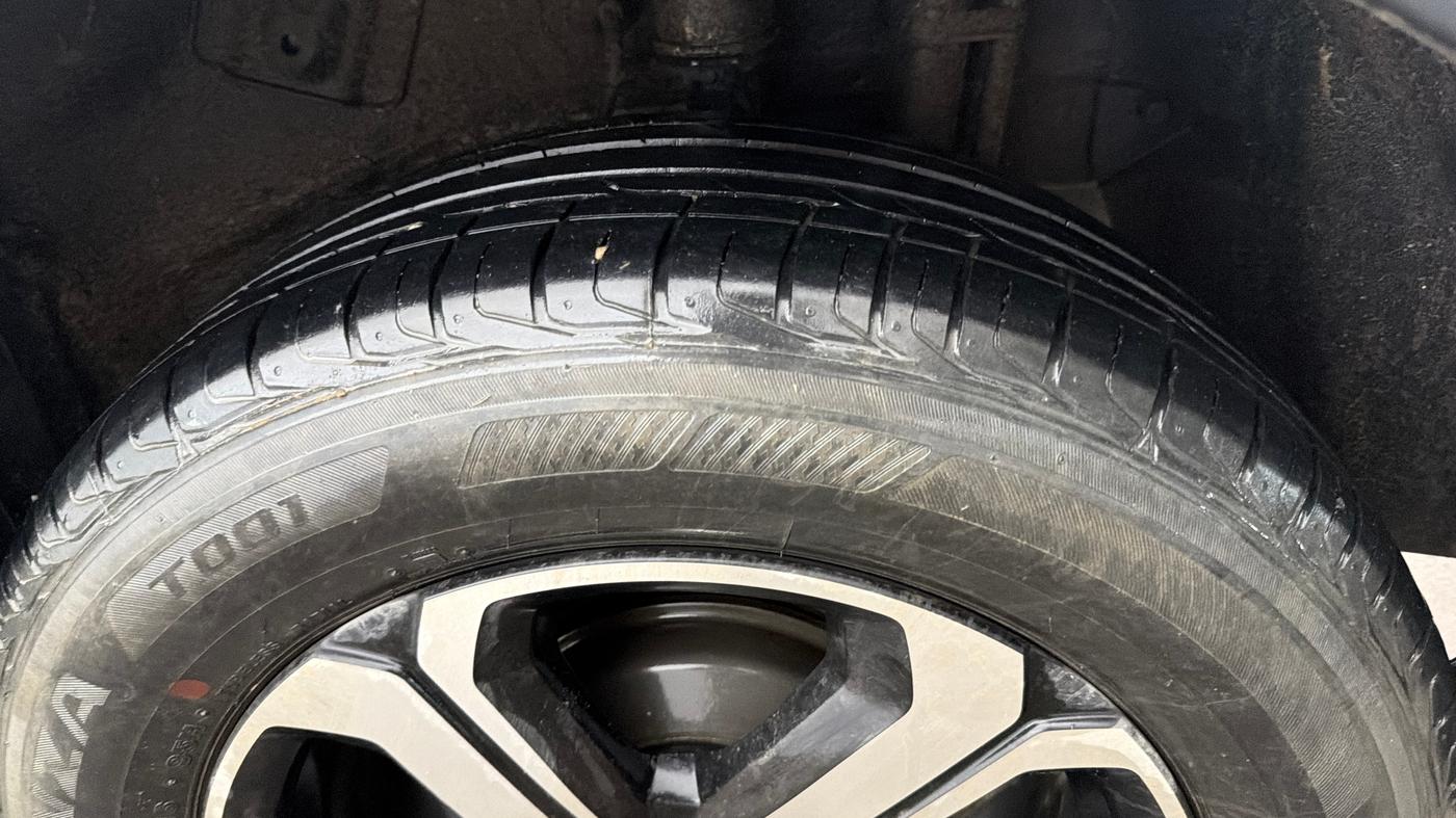 2023 Tata NEXON XZ PLUS PETROL, Petrol, Manual, 35,654 km, Left Rear Tyre Tread