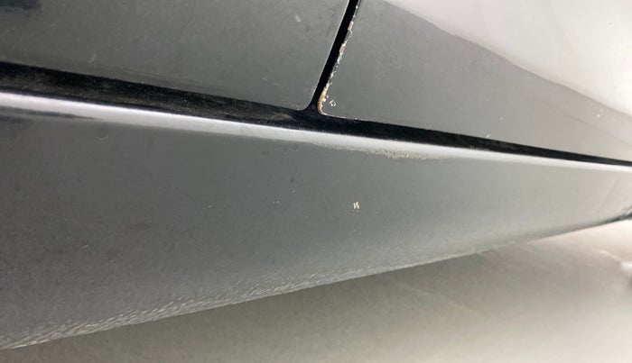 2012 Maruti Swift VDI, Diesel, Manual, 95,626 km, Right running board - Minor scratches