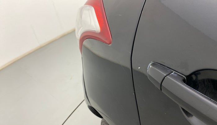 2012 Maruti Swift VDI, Diesel, Manual, 95,626 km, Right quarter panel - Slightly dented