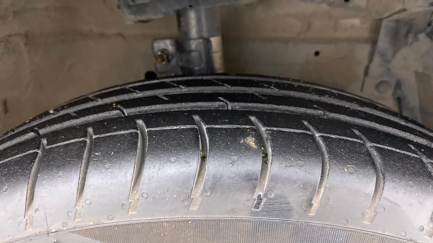 2012 Maruti Swift VDI, Diesel, Manual, 95,626 km, Right Front Tyre Tread