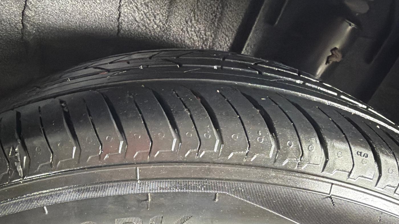 2022 Nissan MAGNITE XE, Petrol, Manual, 12,837 km, Left Rear Tyre Tread
