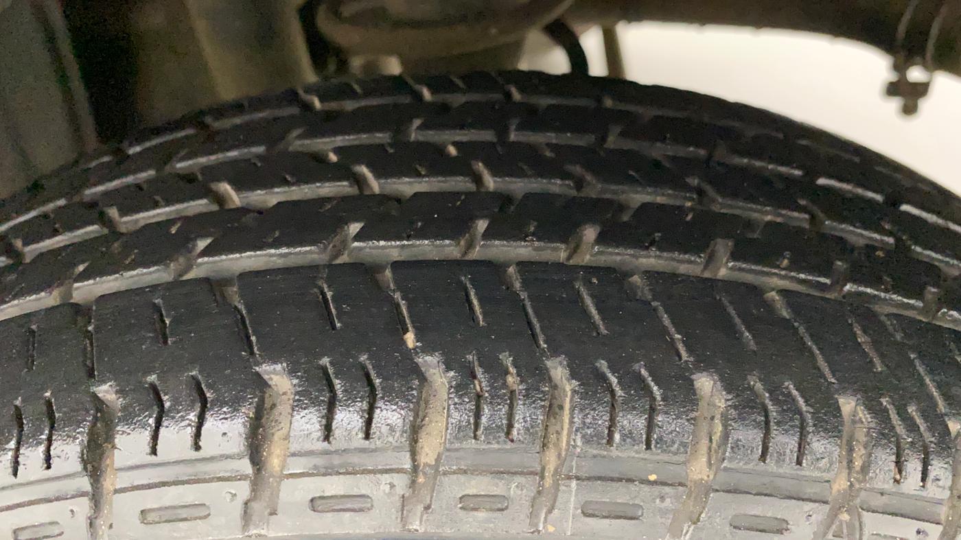 2016 Maruti Alto K10 VXI (O) AMT, Petrol, Automatic, 14,039 km, Left Rear Tyre Tread