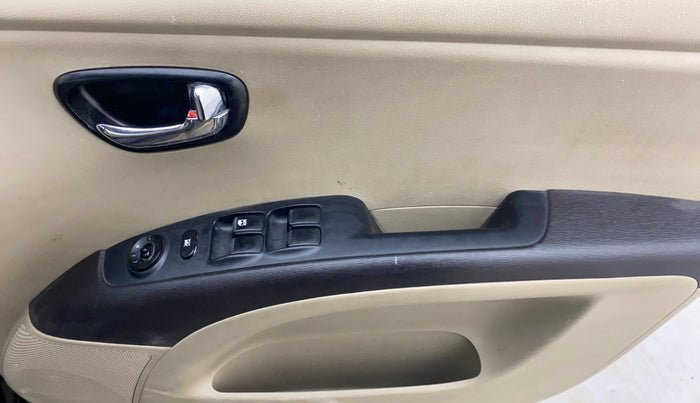2013 Hyundai i10 MAGNA 1.2, Petrol, Manual, 87,419 km, Driver Side Door Panels Control