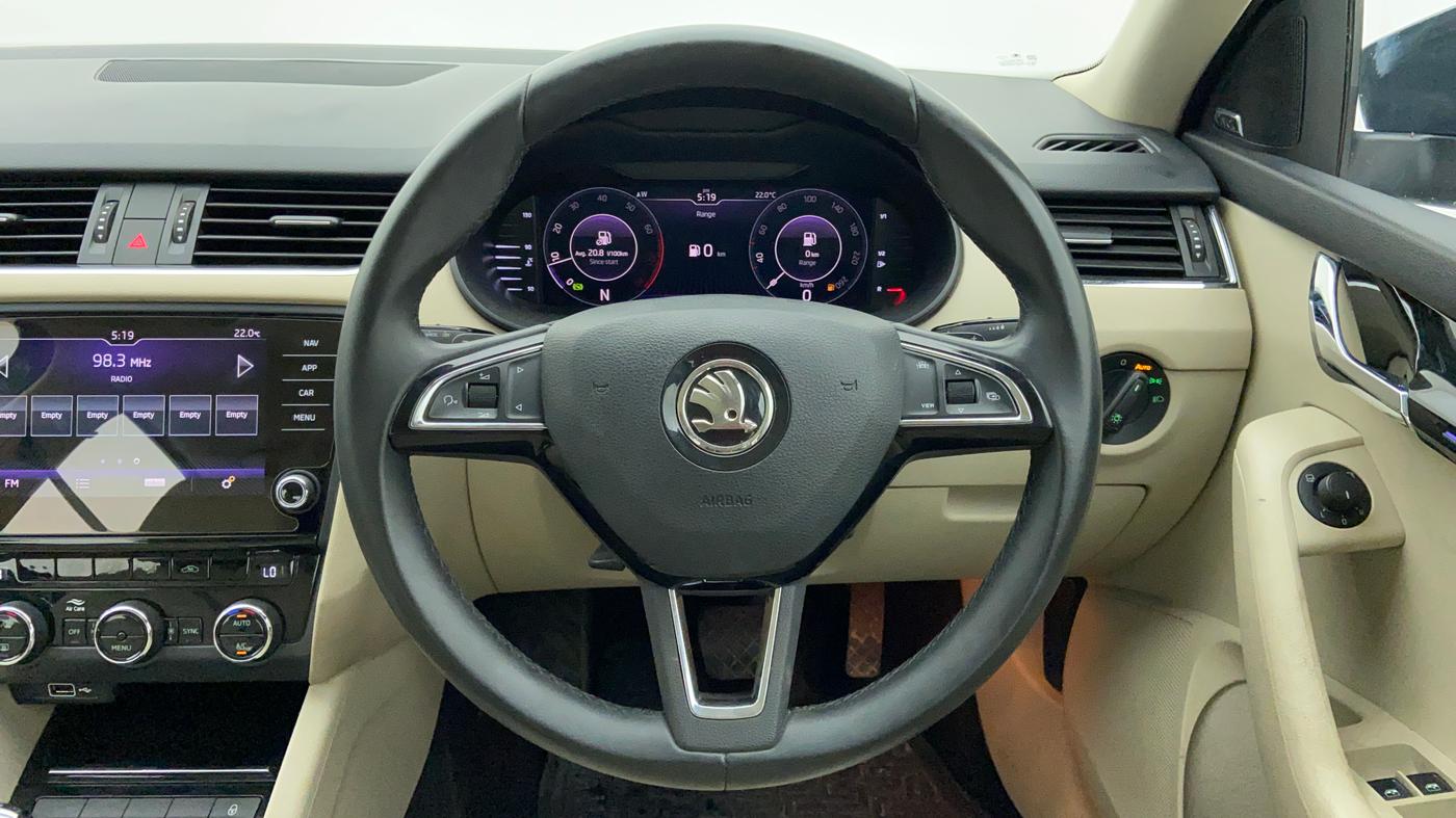 2019 Skoda Octavia LK 1.8 TSI AT, Petrol, Automatic, 18,604 km, Steering Wheel Close Up