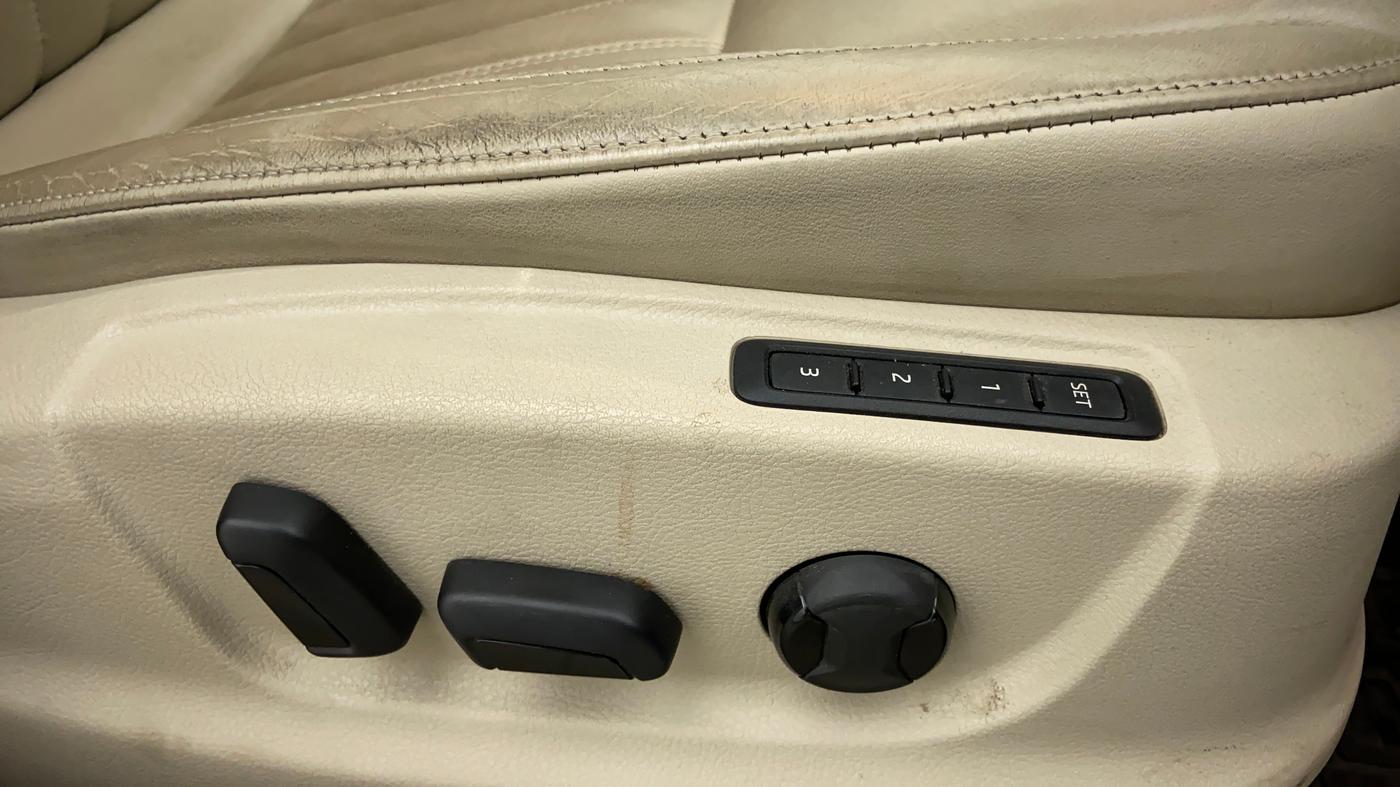 2019 Skoda Octavia LK 1.8 TSI AT, Petrol, Automatic, 18,604 km, Driver Side Adjustment Panel