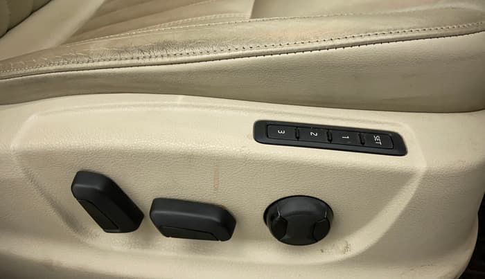 2019 Skoda Octavia LK 1.8 TSI AT, Petrol, Automatic, 18,604 km, Driver Side Adjustment Panel
