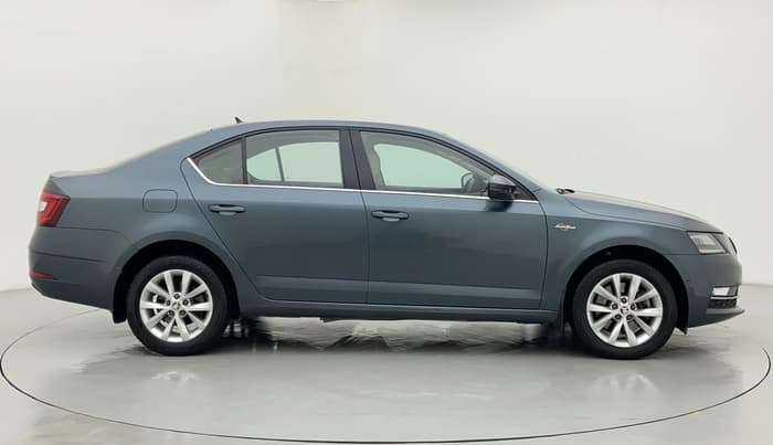 2019 Skoda Octavia LK 1.8 TSI AT, Petrol, Automatic, 18,604 km, Right Side