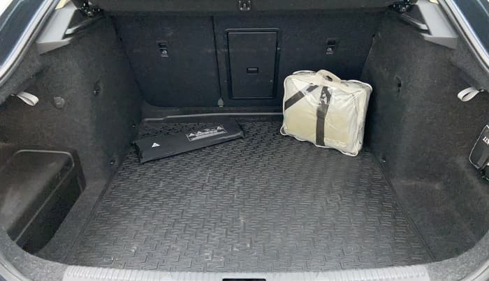 2019 Skoda Octavia LK 1.8 TSI AT, Petrol, Automatic, 18,604 km, Boot Inside