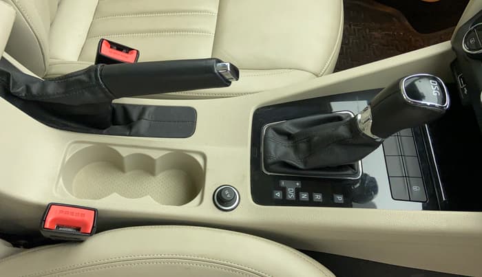 2019 Skoda Octavia LK 1.8 TSI AT, Petrol, Automatic, 18,604 km, Gear Lever