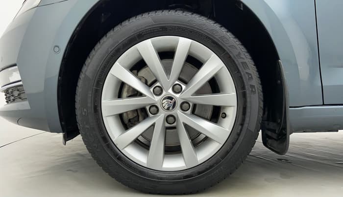 2019 Skoda Octavia LK 1.8 TSI AT, Petrol, Automatic, 18,604 km, Left Front Wheel