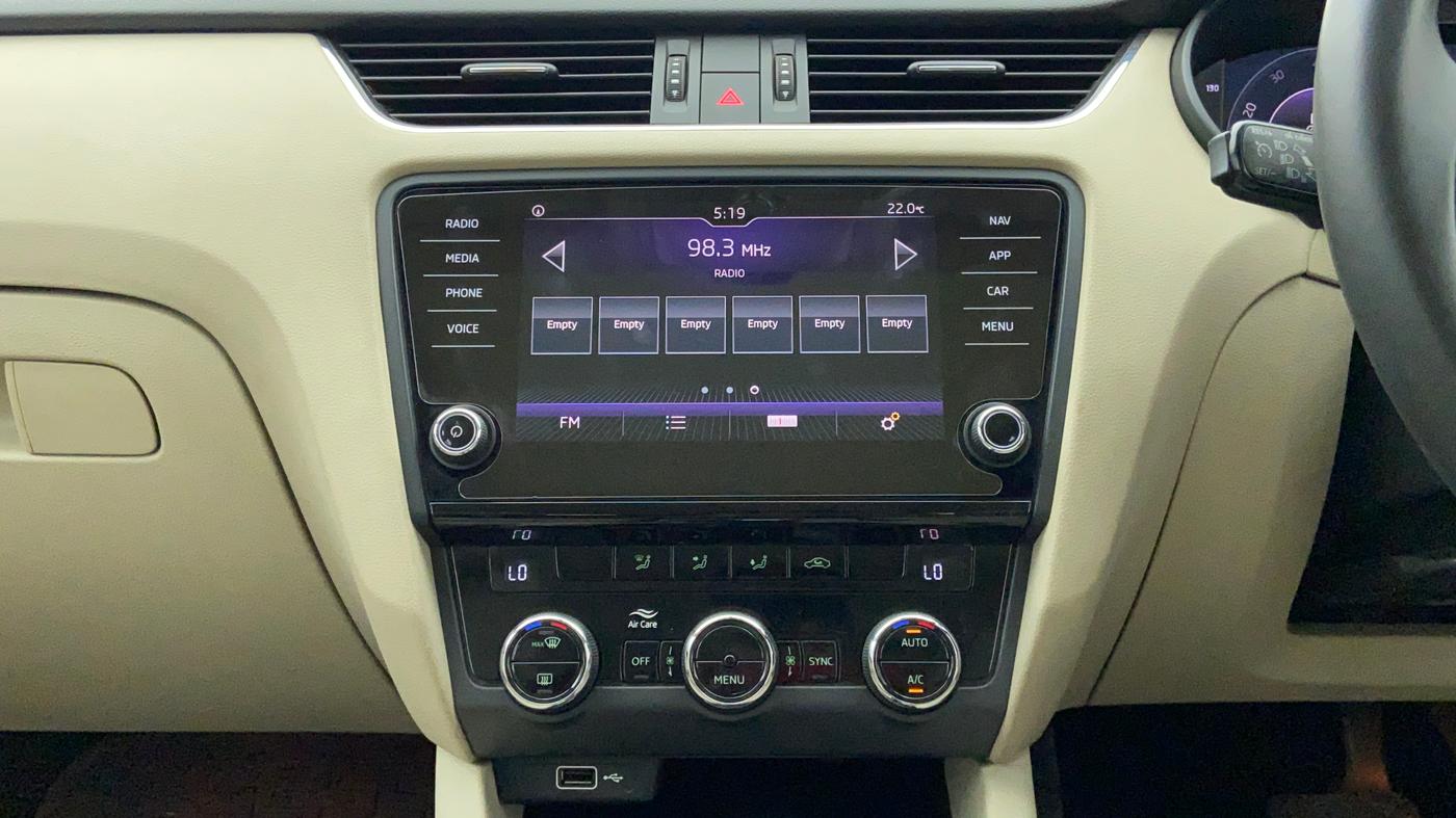 2019 Skoda Octavia LK 1.8 TSI AT, Petrol, Automatic, 18,604 km, Air Conditioner