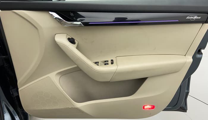 2019 Skoda Octavia LK 1.8 TSI AT, Petrol, Automatic, 18,604 km, Driver Side Door Panels Control