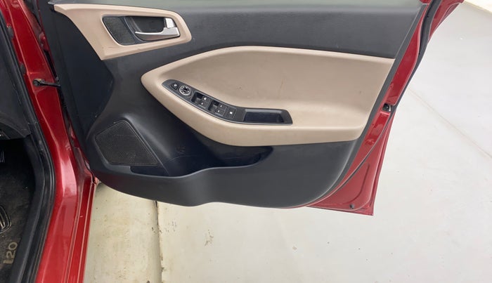 2018 Hyundai Elite i20 ASTA 1.2 (O), Petrol, Manual, 57,973 km, Driver Side Door Panels Control