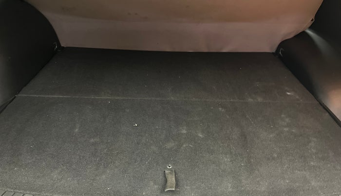 2016 Hyundai Creta S 1.6 PETROL, Petrol, Manual, 98,540 km, Boot Inside