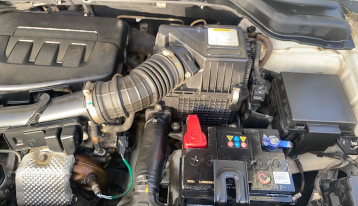 2022 Mahindra XUV300 W8 (O) 1.2 PETROL, Petrol, Manual, 80,884 km, Engine View - Left