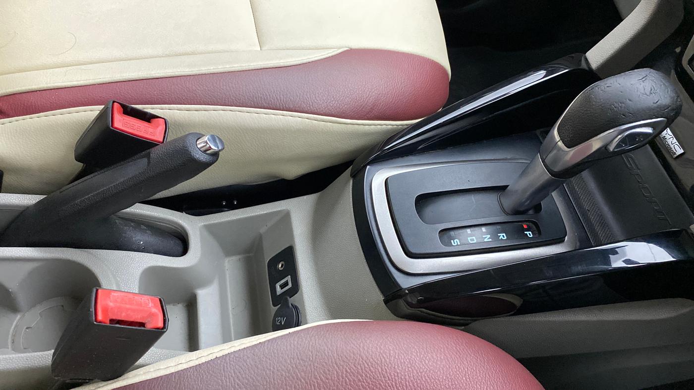 2014 Ford Ecosport 1.5 TITANIUM TI VCT AT, Petrol, Automatic, 66,514 km, Gear Lever