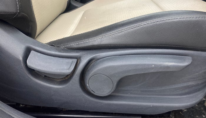 2022 Hyundai Verna SX (O) 1.5 CRDI AT, Diesel, Automatic, 88,680 km, Driver Side Adjustment Panel